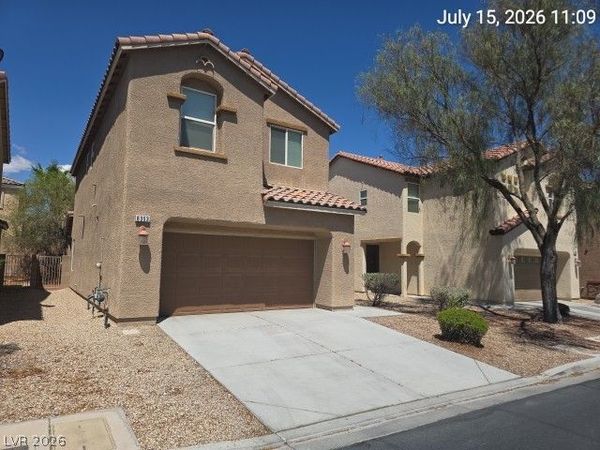 8353 Stillhouse Court , Las Vegas, NV 89113