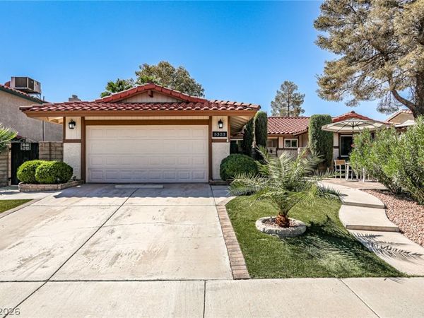 5323 Holbrook Drive , Las Vegas, NV 89103