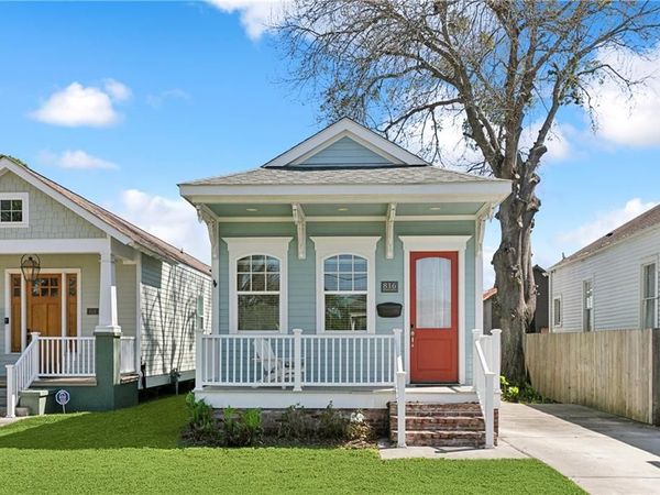816 MONROE Street , Gretna, LA 70053