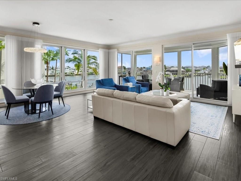 9790 Gulf Shore Dr, Unit 204, Naples, FL 34108 Photo