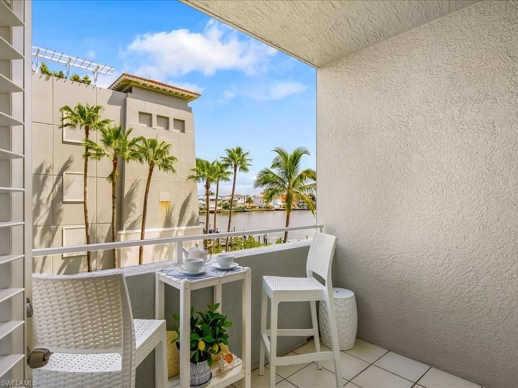 9790 Gulf Shore Dr, Unit 204, Naples, FL 34108 Photo