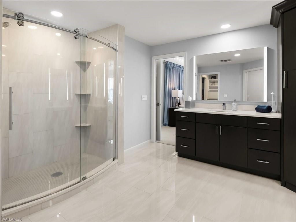 9790 Gulf Shore Dr, Unit 204, Naples, FL 34108 Photo