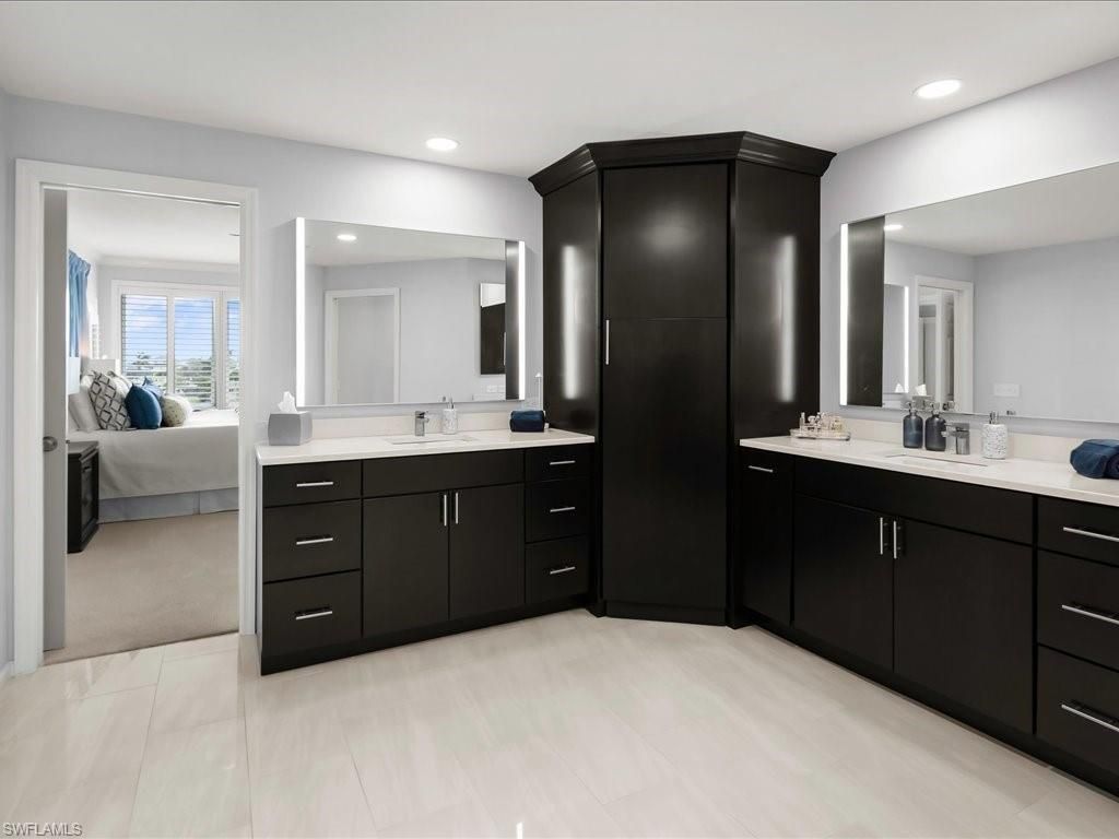 9790 Gulf Shore Dr, Unit 204, Naples, FL 34108 Photo
