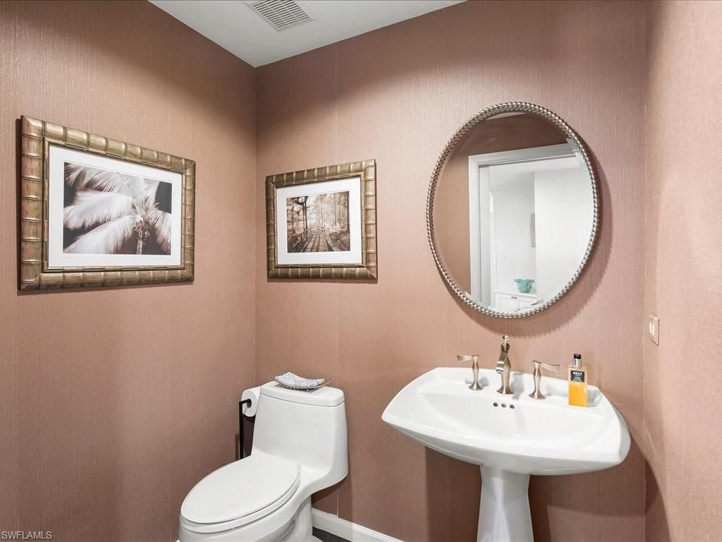 9790 Gulf Shore Dr, Unit 204, Naples, FL 34108 Photo