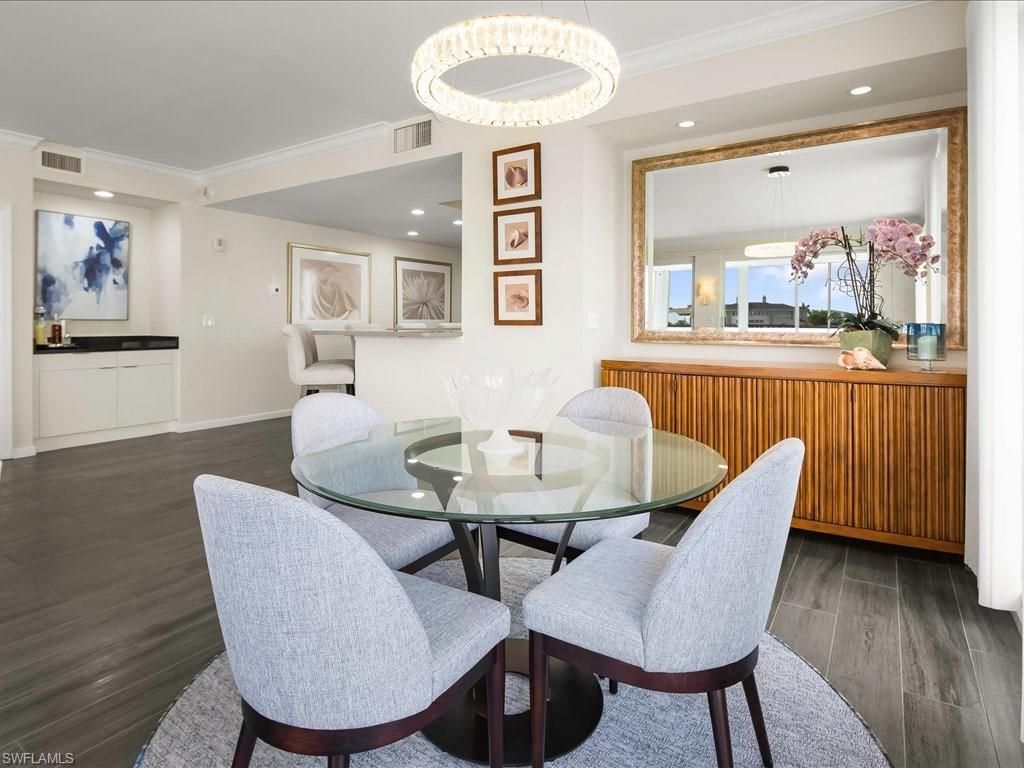 9790 Gulf Shore Dr, Unit 204, Naples, FL 34108 Photo