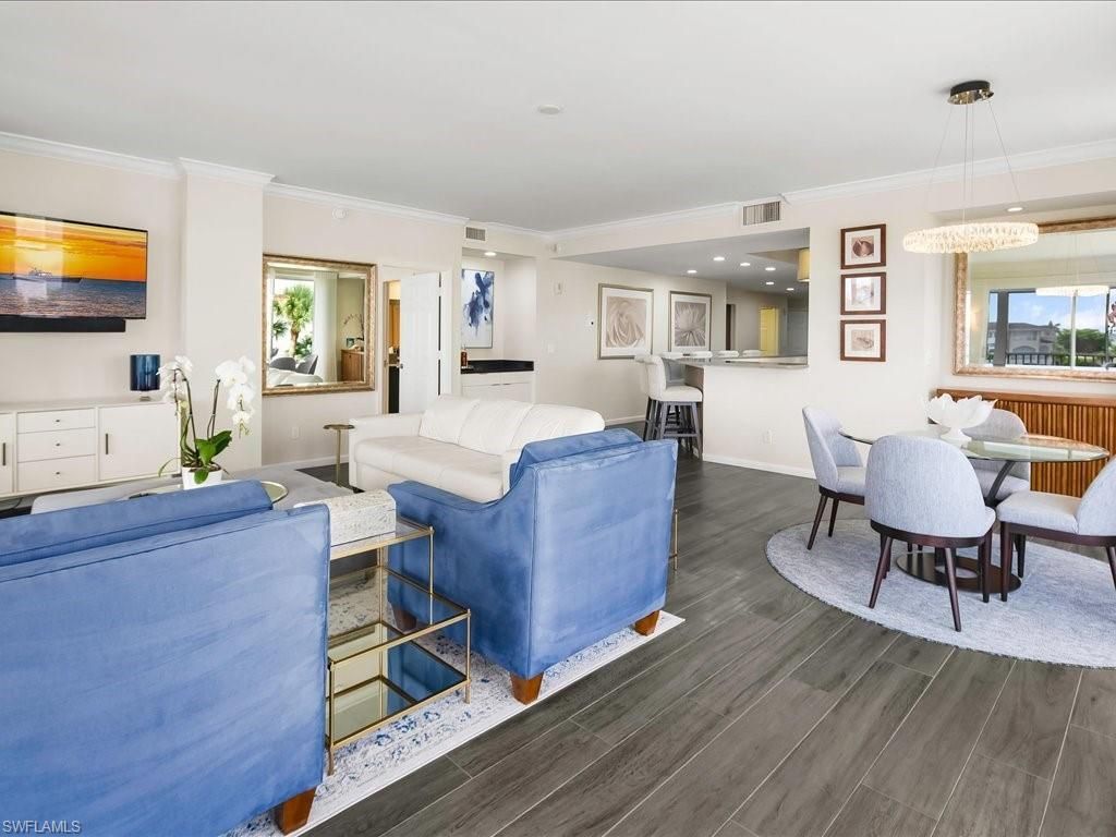 9790 Gulf Shore Dr, Unit 204, Naples, FL 34108 Photo