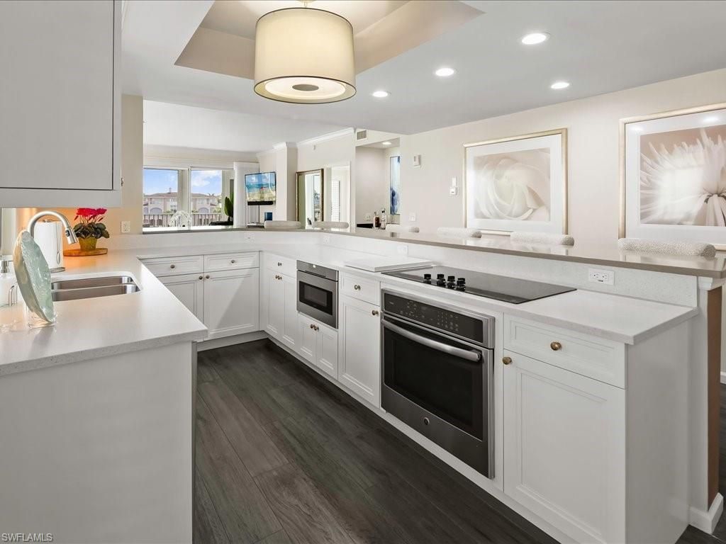9790 Gulf Shore Dr, Unit 204, Naples, FL 34108 Photo