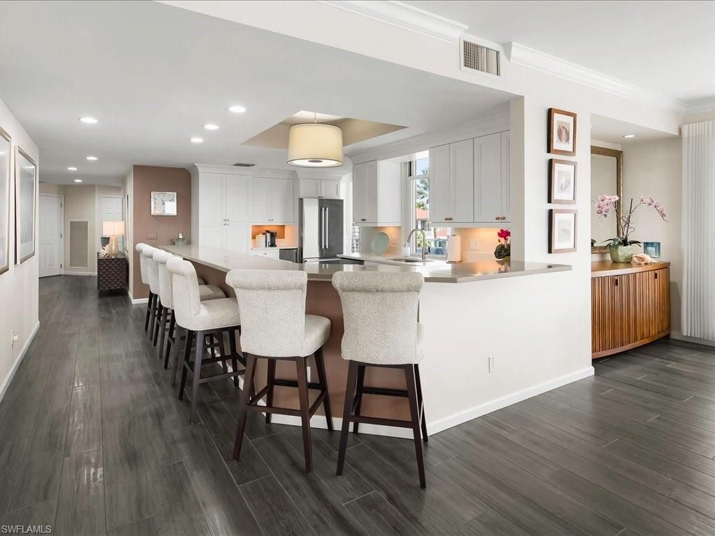 9790 Gulf Shore Dr, Unit 204, Naples, FL 34108 Photo