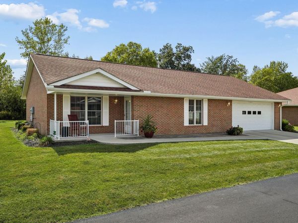 321 Ashley Lane , West Jefferson, OH 43162
