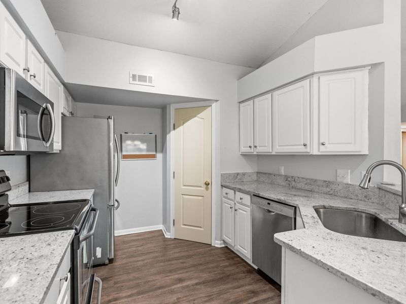 1548 Butler Court, Unit #301, Florence, KY 41042 Photo 17