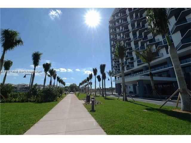 5300 Paseo Blvd, Unit 711, Doral, FL 33166 Photo