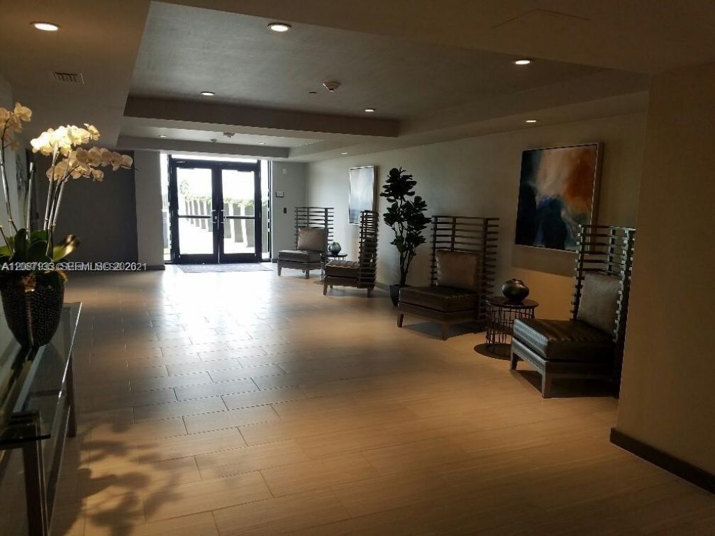 5300 Paseo Blvd, Unit 711, Doral, FL 33166 Photo