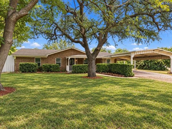 116 Eastridge Drive, Springtown, TX 76082