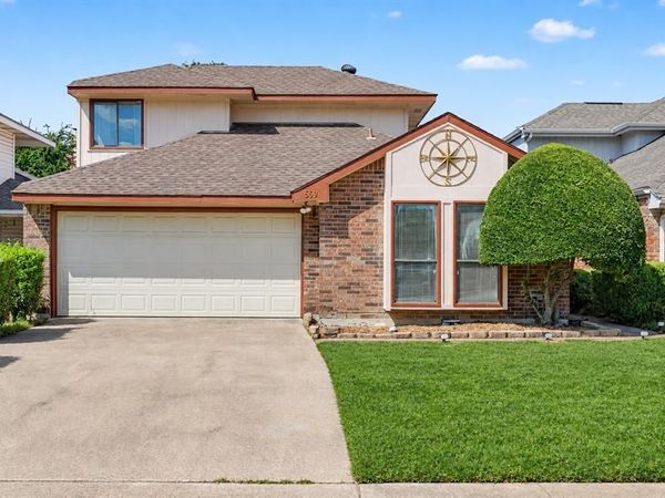 569 Briarcliff Drive , Garland, TX 75043