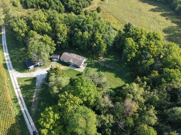 6890 E County Road 800 North, Bainbridge, IN 46105