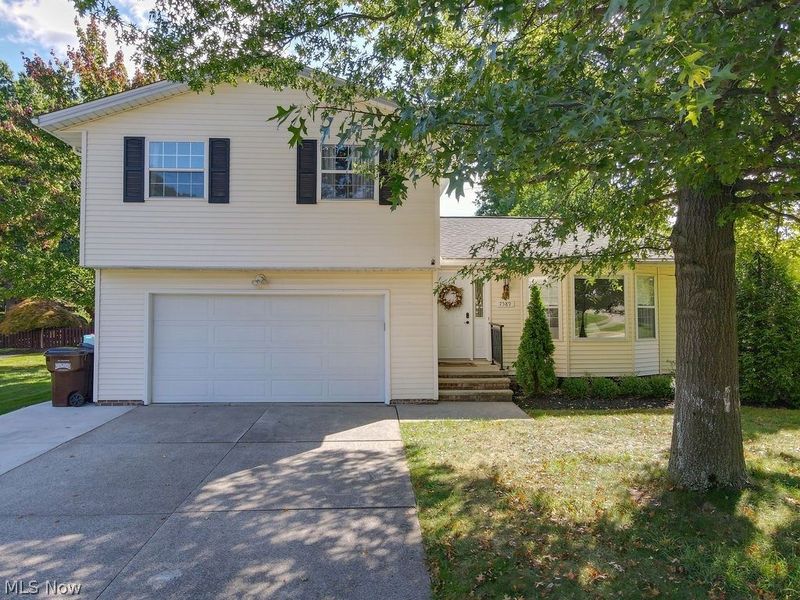 7589 Deer Run Trail, Parma, OH 44130 Photo 32