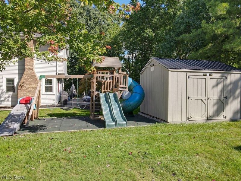 7589 Deer Run Trail, Parma, OH 44130 Photo 38