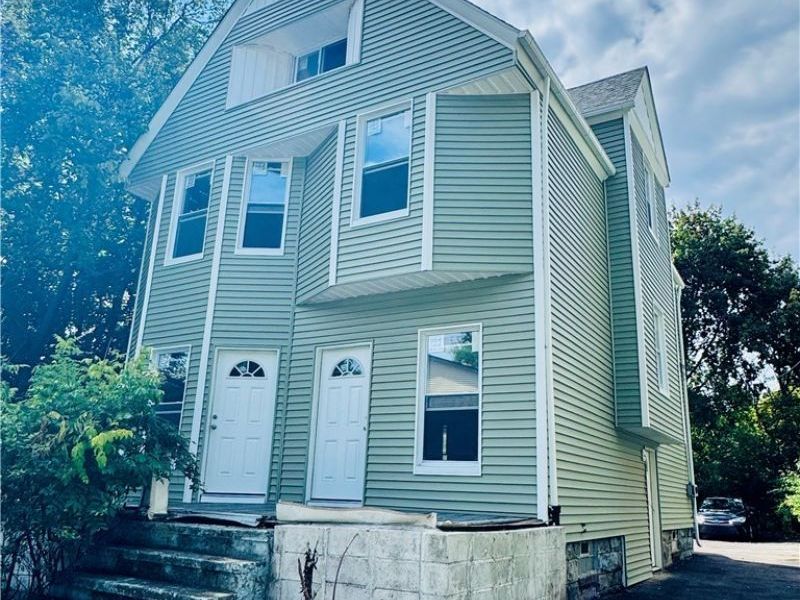 2326 E 95th Street, Cleveland, OH 44106 Photo 2