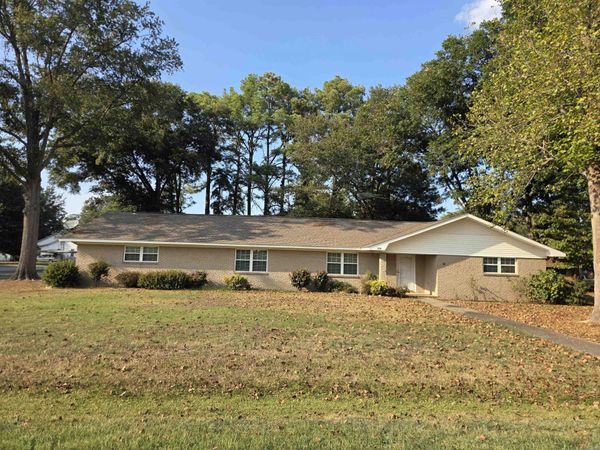 308 W 11Th St , Almyra, AR 72003