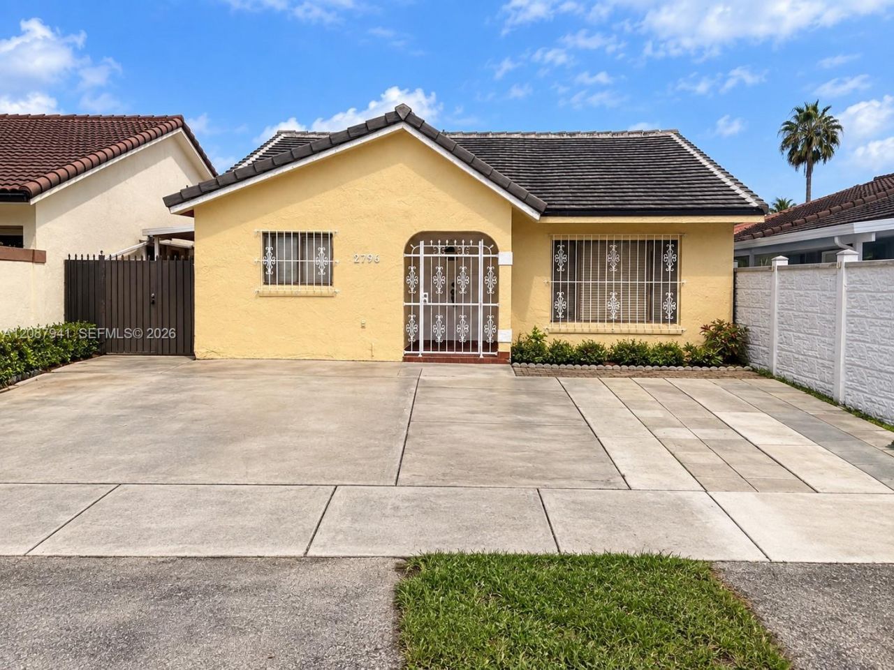 12796 NW 102 Ct, Hialeah Gardens, FL 33018 Main Photo