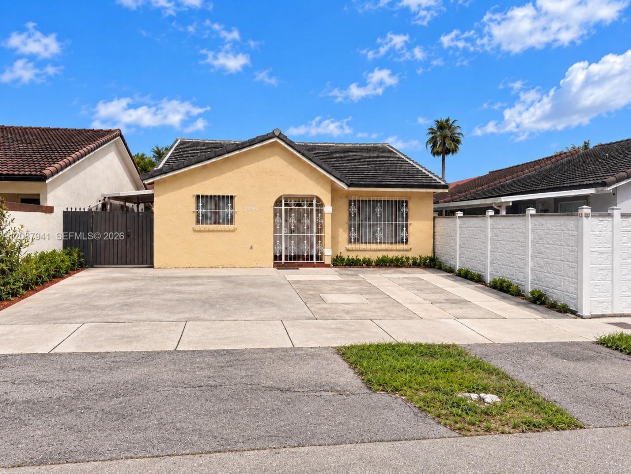 12796 NW 102 Ct, Hialeah Gardens, FL 33018 Photo