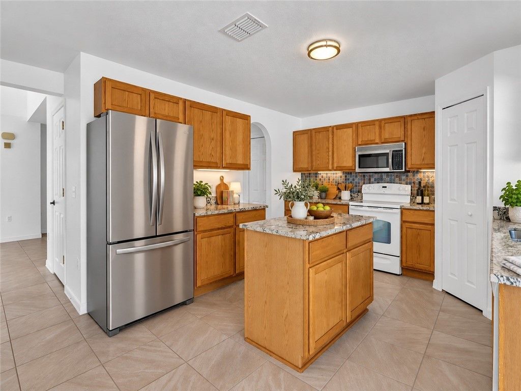 5985 Ridge Lake Circle , Vero Beach, FL 32967 Photo