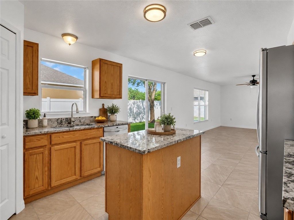 5985 Ridge Lake Circle , Vero Beach, FL 32967 Photo