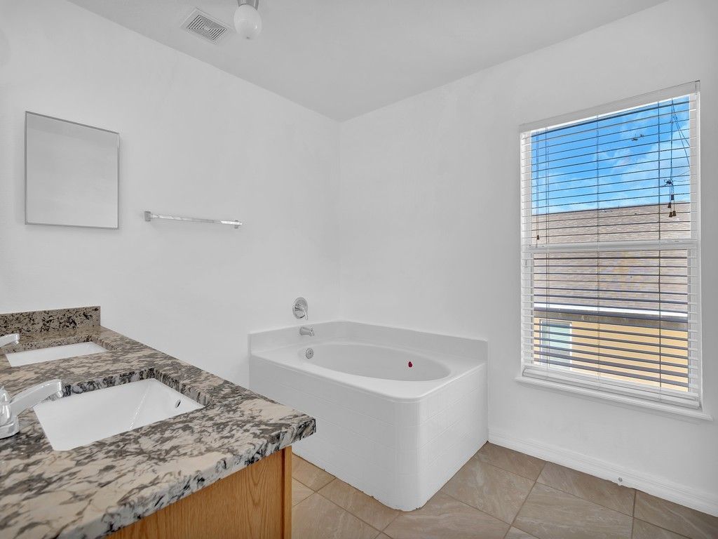 5985 Ridge Lake Circle , Vero Beach, FL 32967 Photo