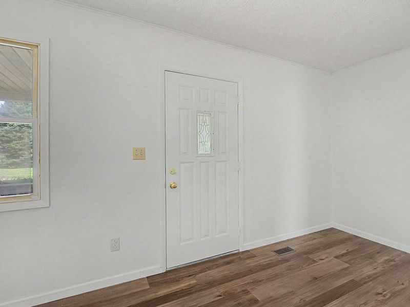 413 N Church Street, New Carlisle, OH 45344 Photo 6