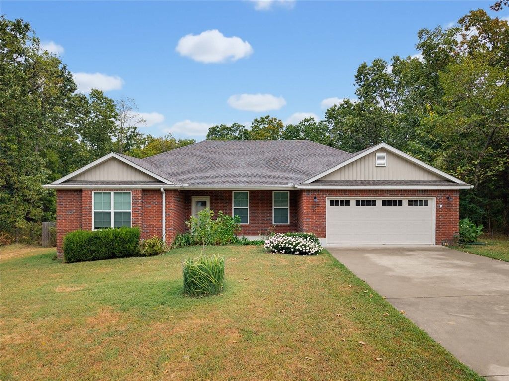 10 Stonehaven Lane Bella Vista, AR 72715