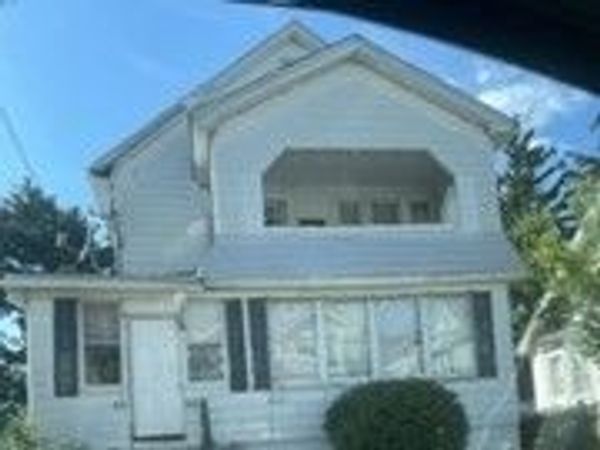 66-68 Miller St, Springfield, MA 01104