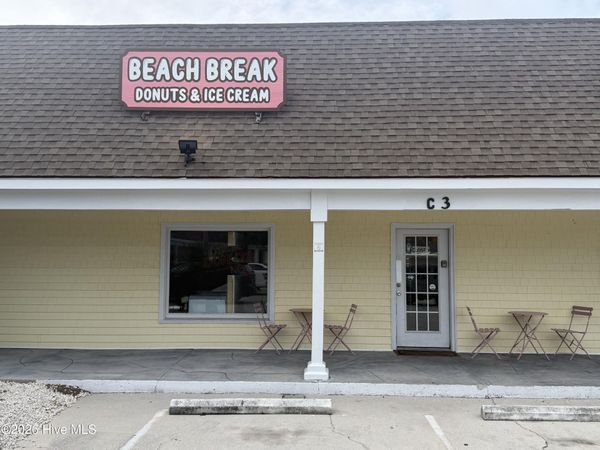 1009 N Lake Park Boulevard, Unit C3, Carolina Beach, NC 28428