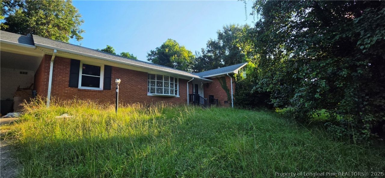213 Andover Road, Fayetteville, NC 28311 Main Photo