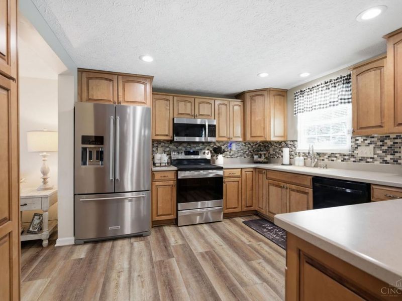 4977 Francisview Drive, Delhi Township, OH 45238 Photo 7