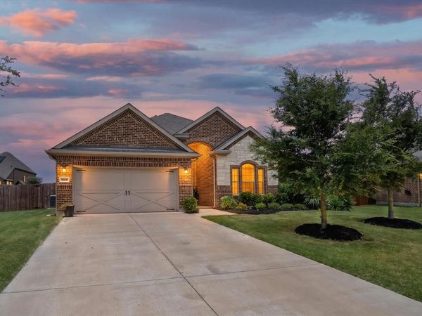 5600 Log Cabin Court, Midlothian, TX 76065