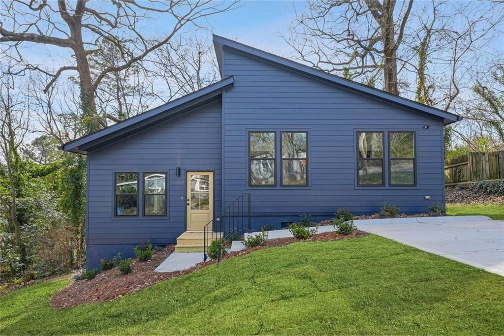 1674 Mary George Avenue Nw, Atlanta, GA 30318 Main Photo