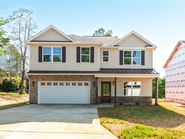 2109 Medhurst Drive , Greensboro, NC 27410