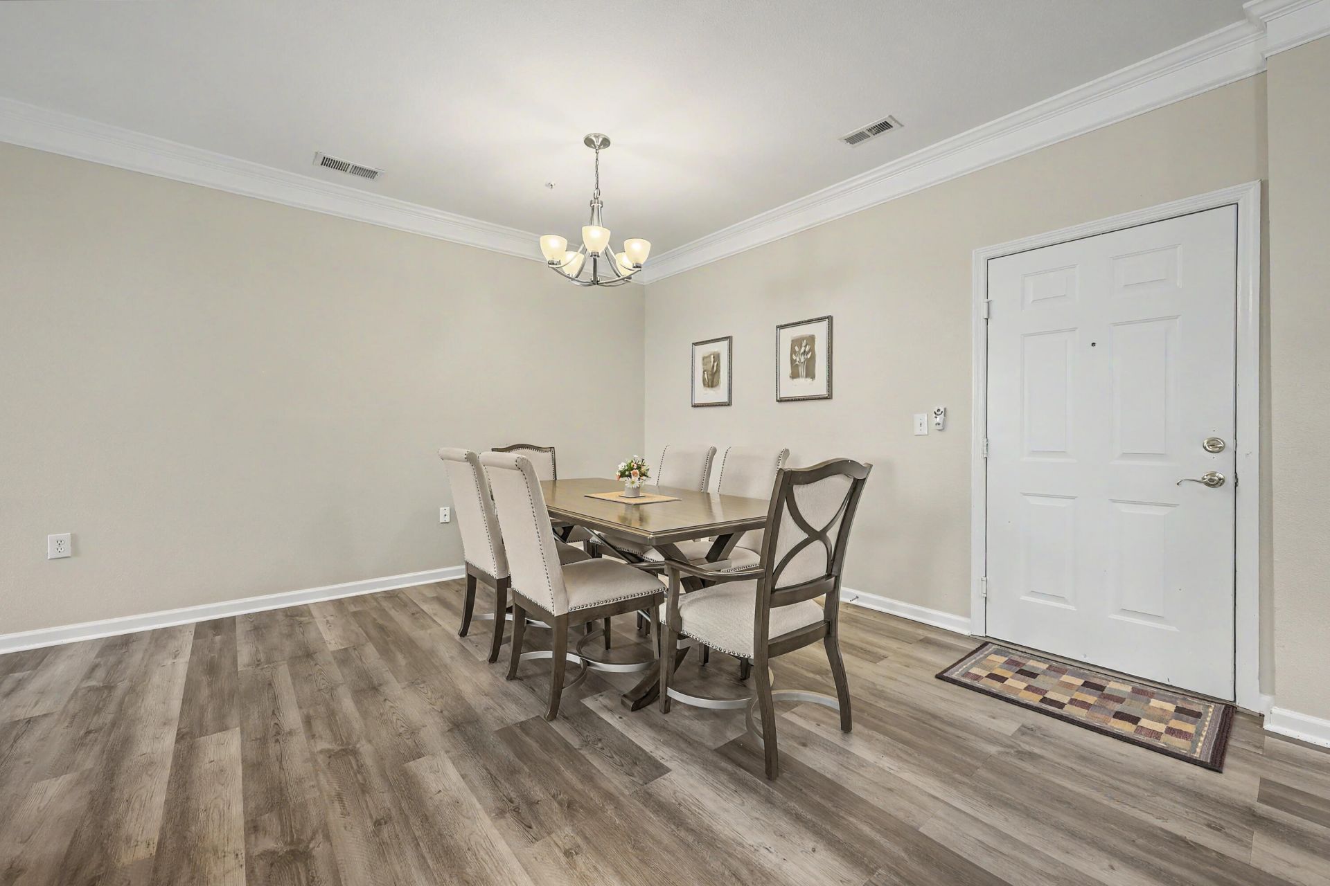 1483 Cambridge Lakes Drive Photo 13