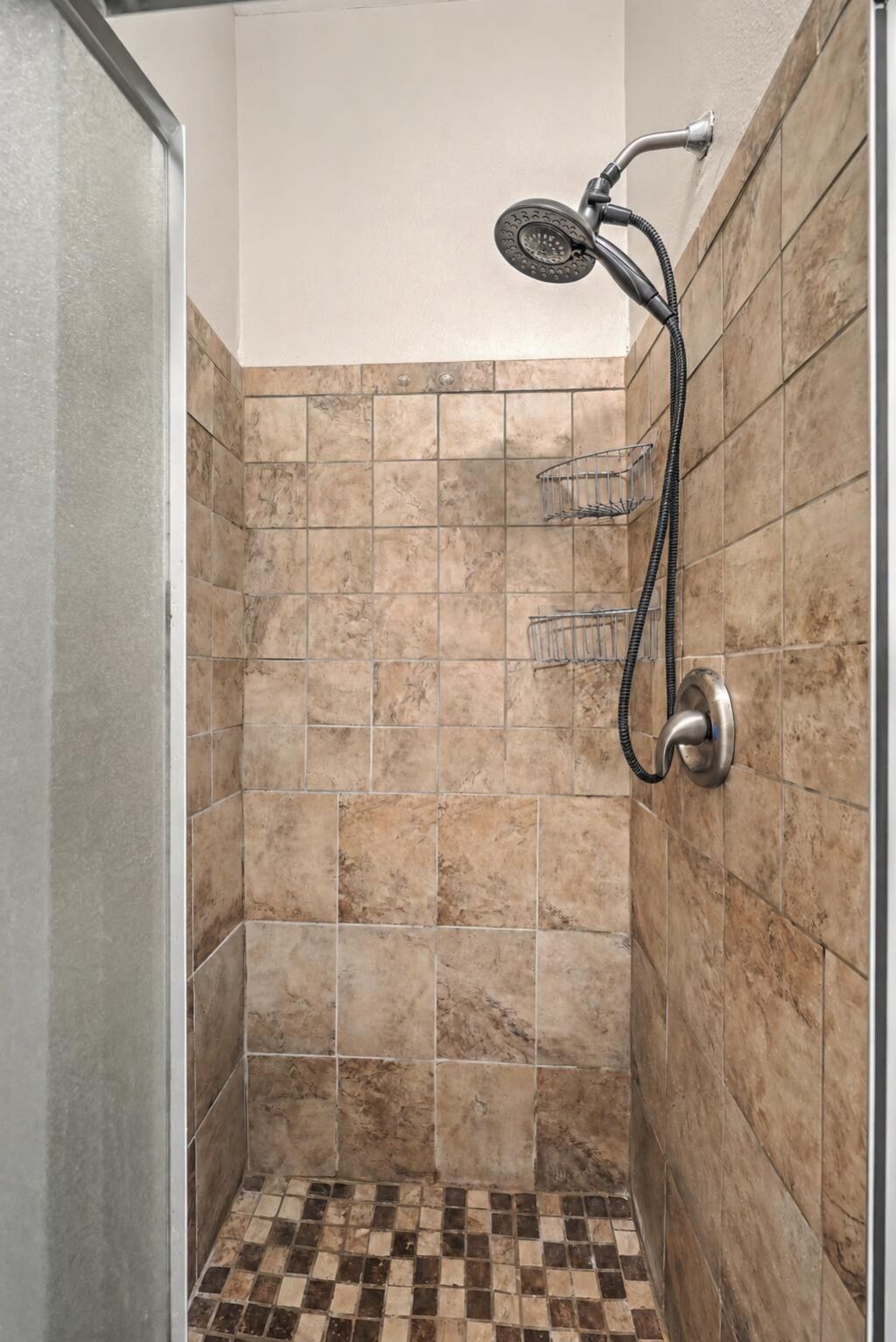 1483 Cambridge Lakes Drive Photo 19