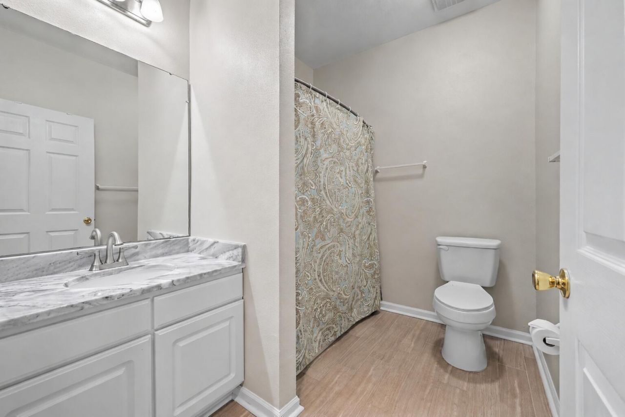 1483 Cambridge Lakes Drive Photo 23