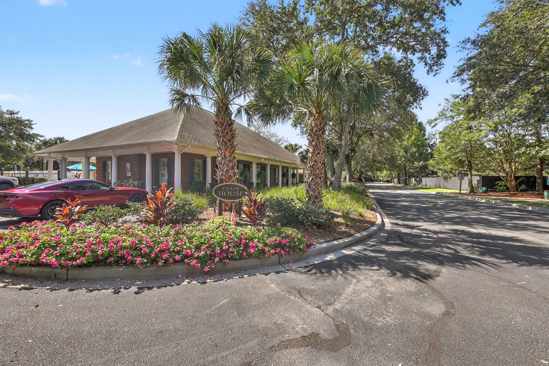 1483 Cambridge Lakes Drive Photo 29