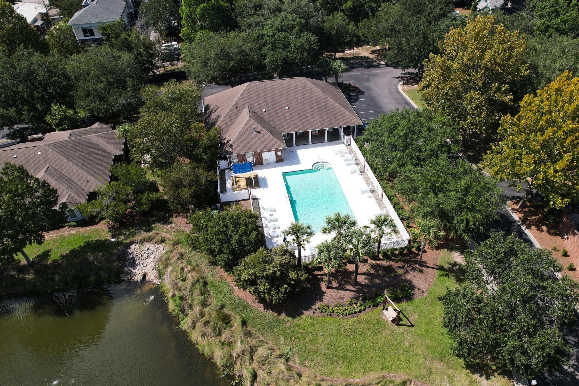 1483 Cambridge Lakes Drive Photo 34