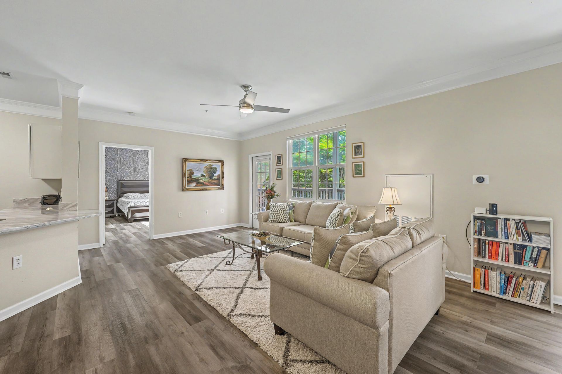 1483 Cambridge Lakes Drive Photo 5