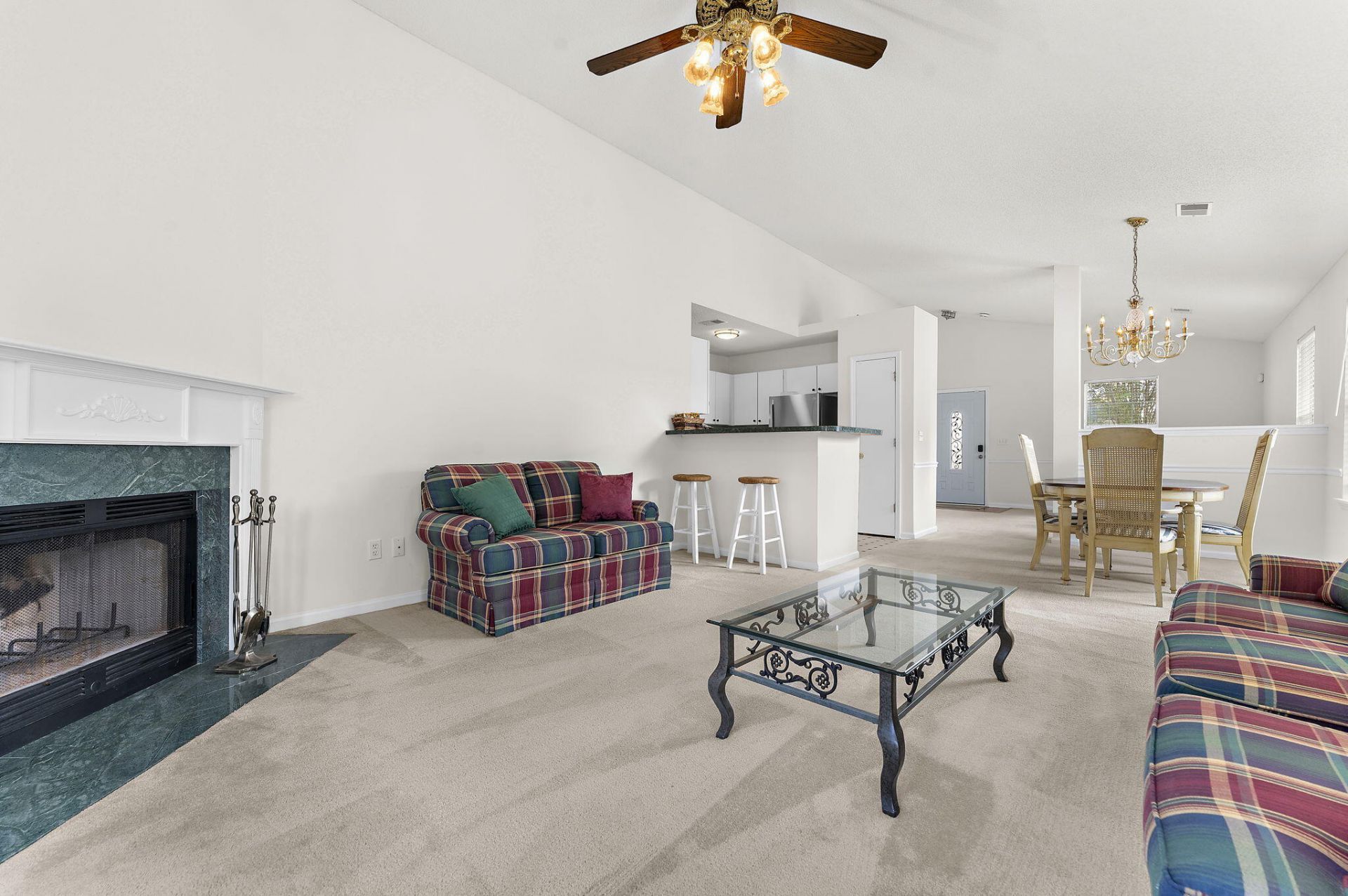 240 Lytham Court Photo 13