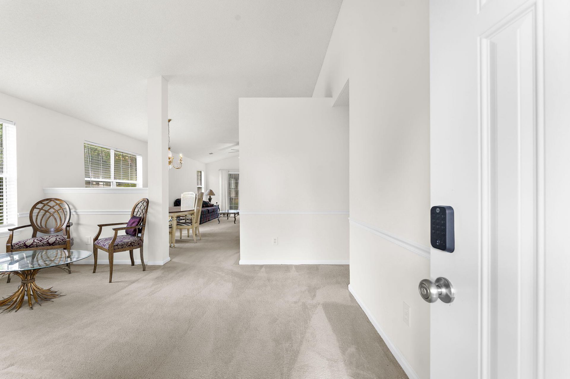 240 Lytham Court Photo 5