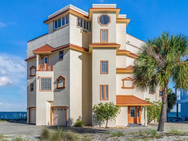 5692 Grande Lagoon Blvd, Pensacola, FL 32507