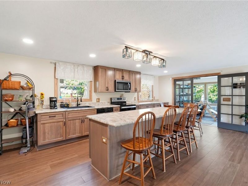 1700 Deerwood Circle SE, East Sparta, OH 44626 Photo 7