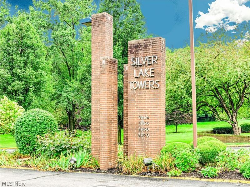 3064 Kent Road , Stow, OH 44224 Photo 1