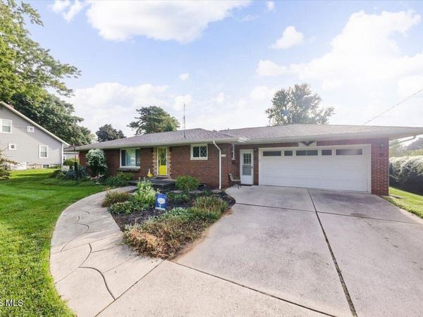 618 Wood Street , Delta, OH 43515