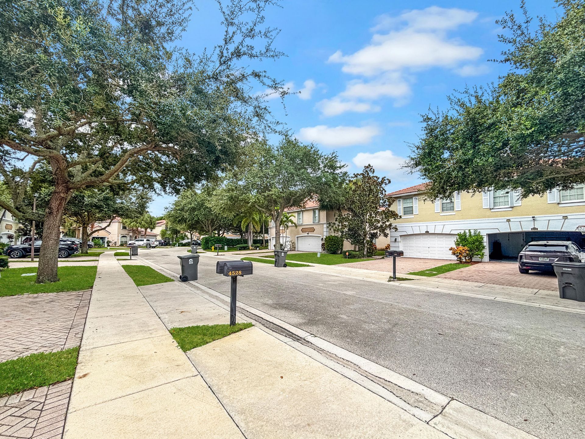 4528 Thornwood Circle, West Palm Beach, FL 33418 Photo